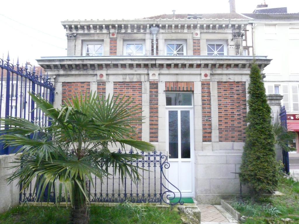 Apartamento Les Caudalies Châlons-en-Champagne Exterior foto